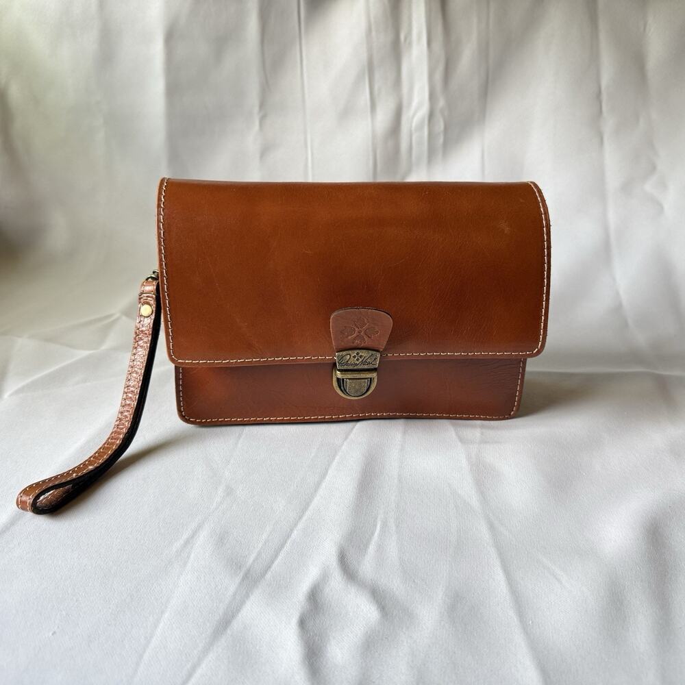Patricia Nash Wristlet Tan Leather Push Lock Organizer Wallet Clutch Purse Bag